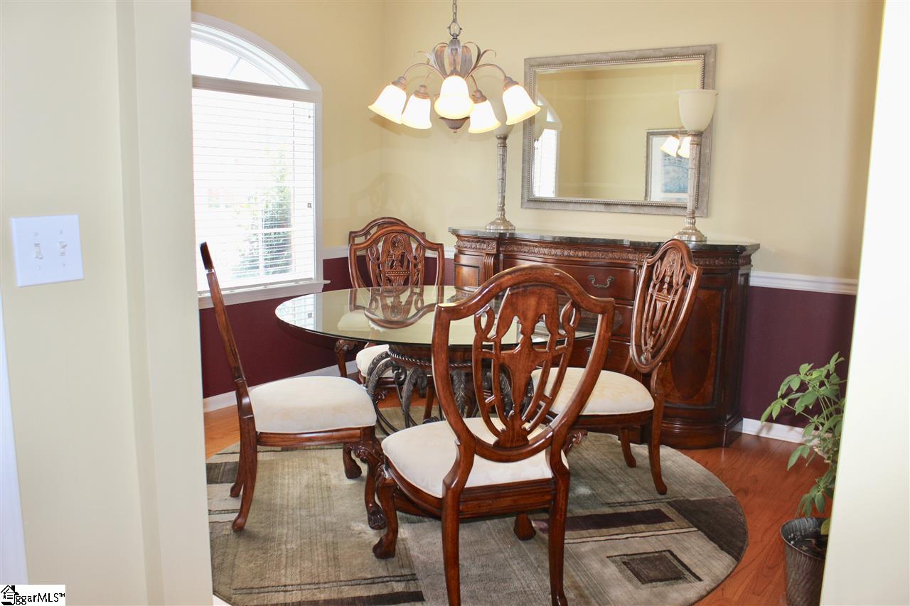 121 High Crest Court Simpsonville, SC 29681 - Photo 3 of 27 Gallery Image 3