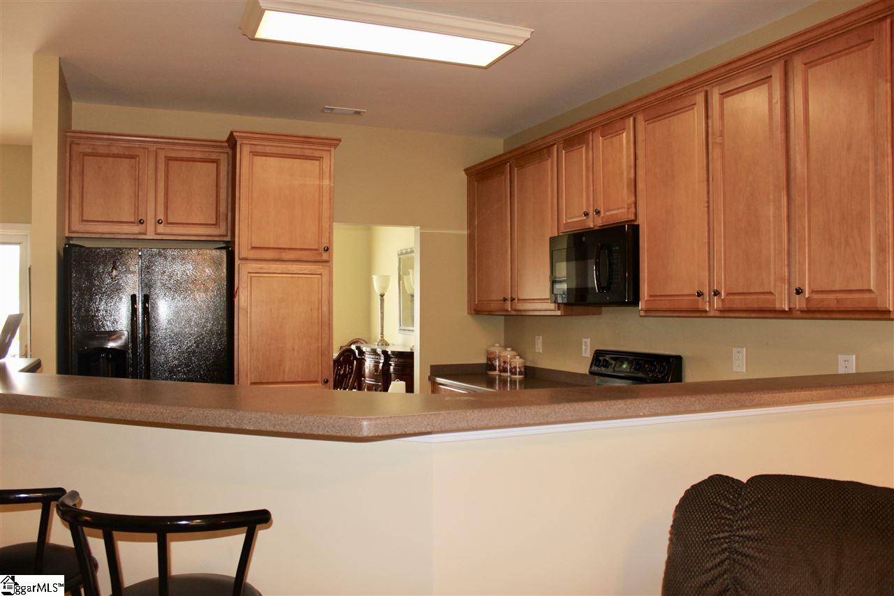 121 High Crest Court Simpsonville, SC 29681 - Photo 7 of 27 Gallery Image 7