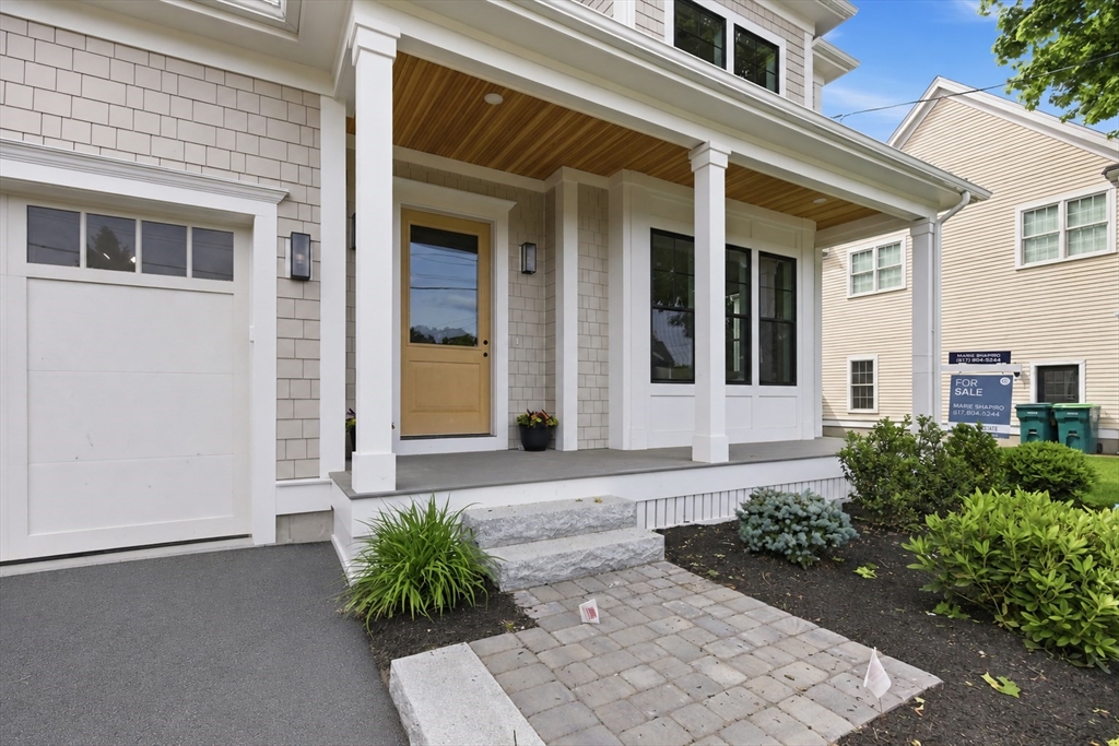 17 Whiting Way Needham, MA 02492 - Photo 3 of 41