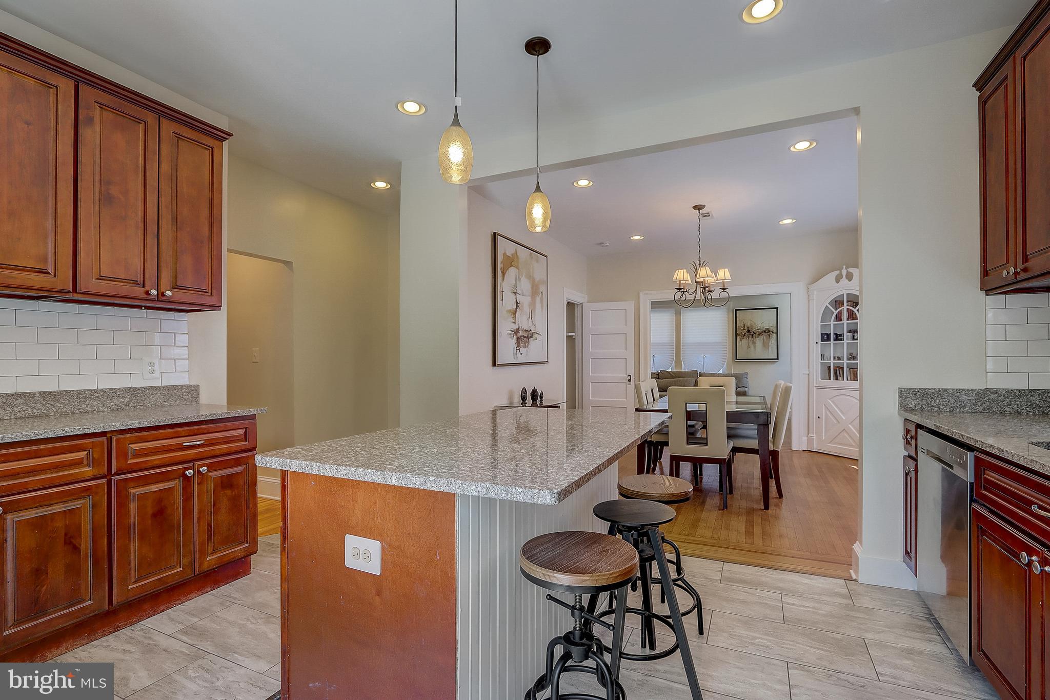 700 Brookwood Road Baltimore, MD 21229 - Photo 14 of 41