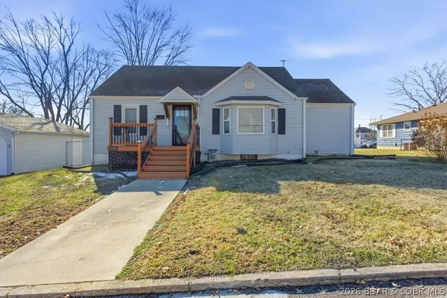 $223,900 | 110 West Autry Street, Eldon, MO 65026