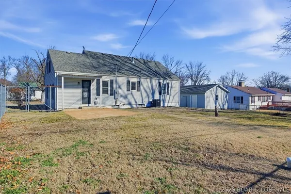 $223,900 | 110 West Autry Street, Eldon, MO 65026