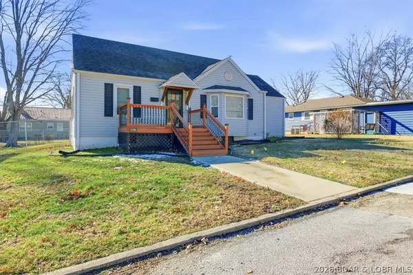 $223,900 | 110 West Autry Street, Eldon, MO 65026