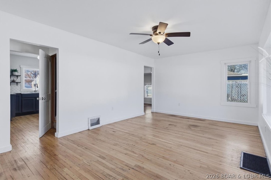 110 West Autry Street Eldon, MO 65026 - Photo 3 of 31