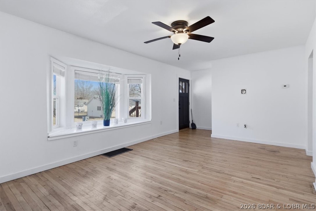 110 West Autry Street Eldon, MO 65026 - Photo 5 of 31