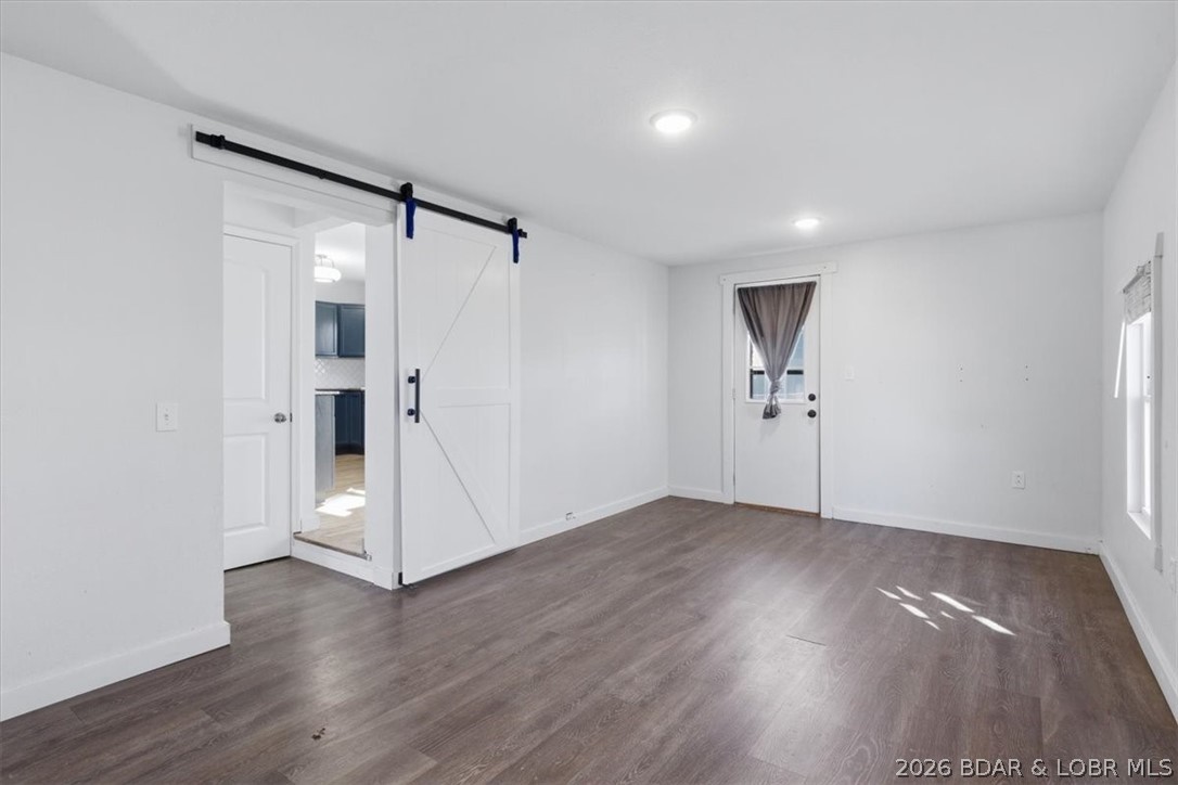 110 West Autry Street Eldon, MO 65026 - Photo 8 of 31