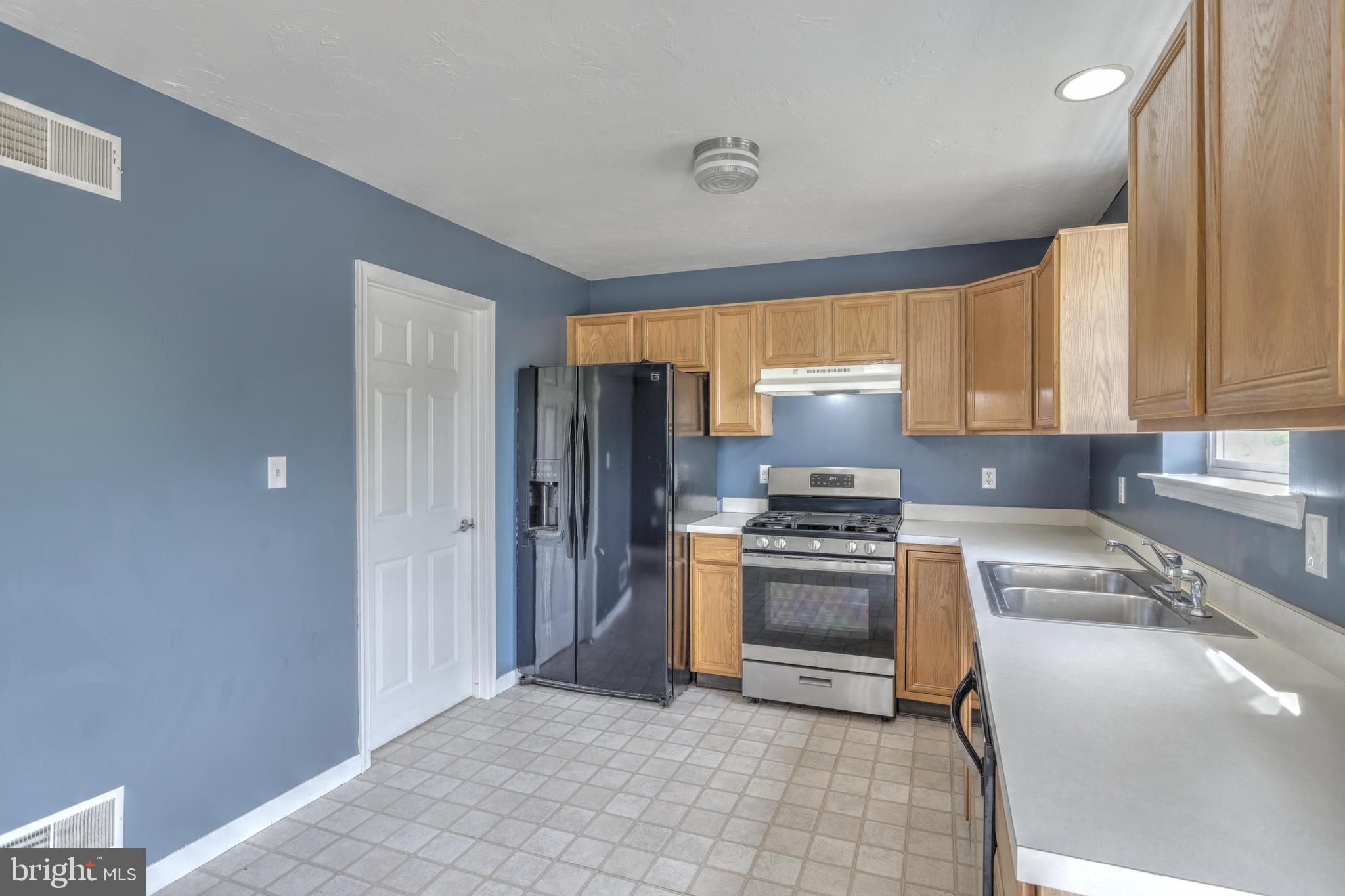 484 Pumping Station Road Hanover, PA 17331 - Photo 9 of 36