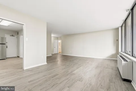$289,900 | 3701 South George Mason Drive, Unit 916N, Falls Church, VA 22041