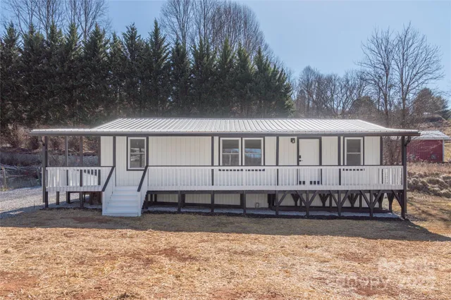 $265,000 | 6166 Old Clyde Road, Canton, NC 28716