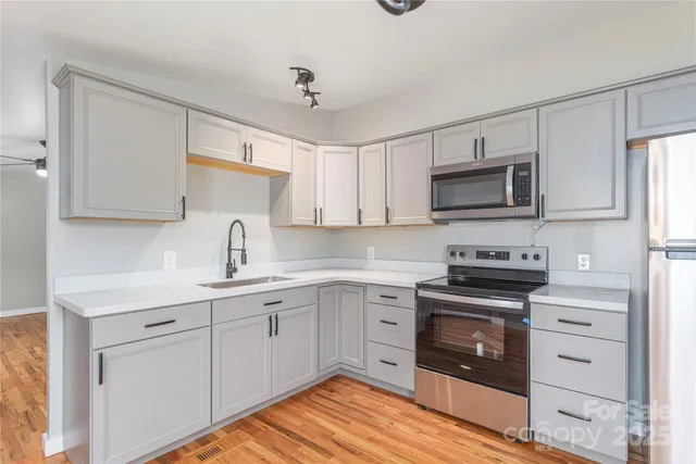 $265,000 | 6166 Old Clyde Road, Canton, NC 28716