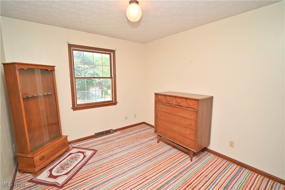 5735 Herbert Road Canfield, OH 44406 - Photo 31 of 48