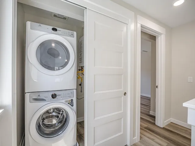 $1,199,000 | 121 Aptos Vlg Way, Unit 1, Aptos, CA 95003