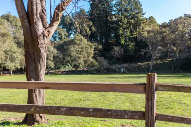 $1,199,000 | 121 Aptos Vlg Way, Unit 1, Aptos, CA 95003