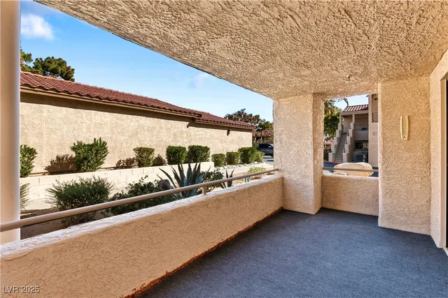 $244,900 | 3827 Desert Marina Drive, Unit 211, Laughlin, NV 89029