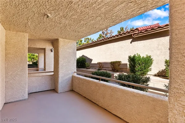 $244,900 | 3827 Desert Marina Drive, Unit 211, Laughlin, NV 89029