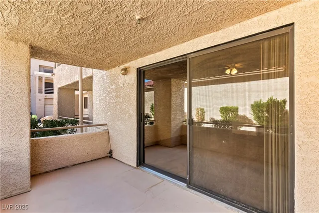 $244,900 | 3827 Desert Marina Drive, Unit 211, Laughlin, NV 89029