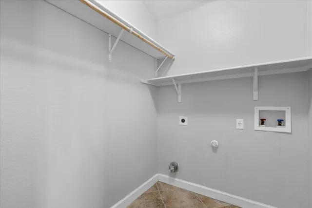 $339,500 | 313 Peaceful Haven Way, Hutto, TX 78634