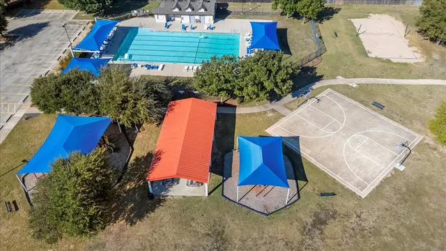 $339,500 | 313 Peaceful Haven Way, Hutto, TX 78634