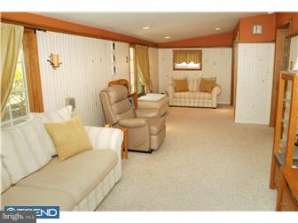 531 Paddock Road Ambler, PA 19002 - Photo 5 of 10 Family Room
