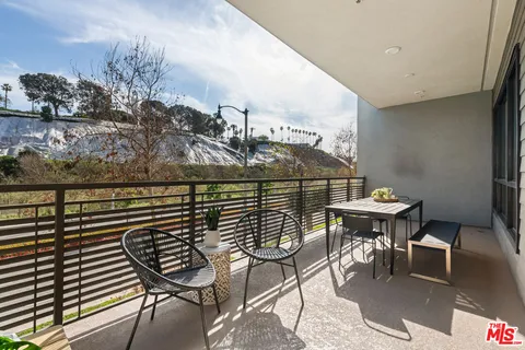 $3,000,000 | 12775 Bluff Creek Drive, Unit 1, Los Angeles, CA 90094