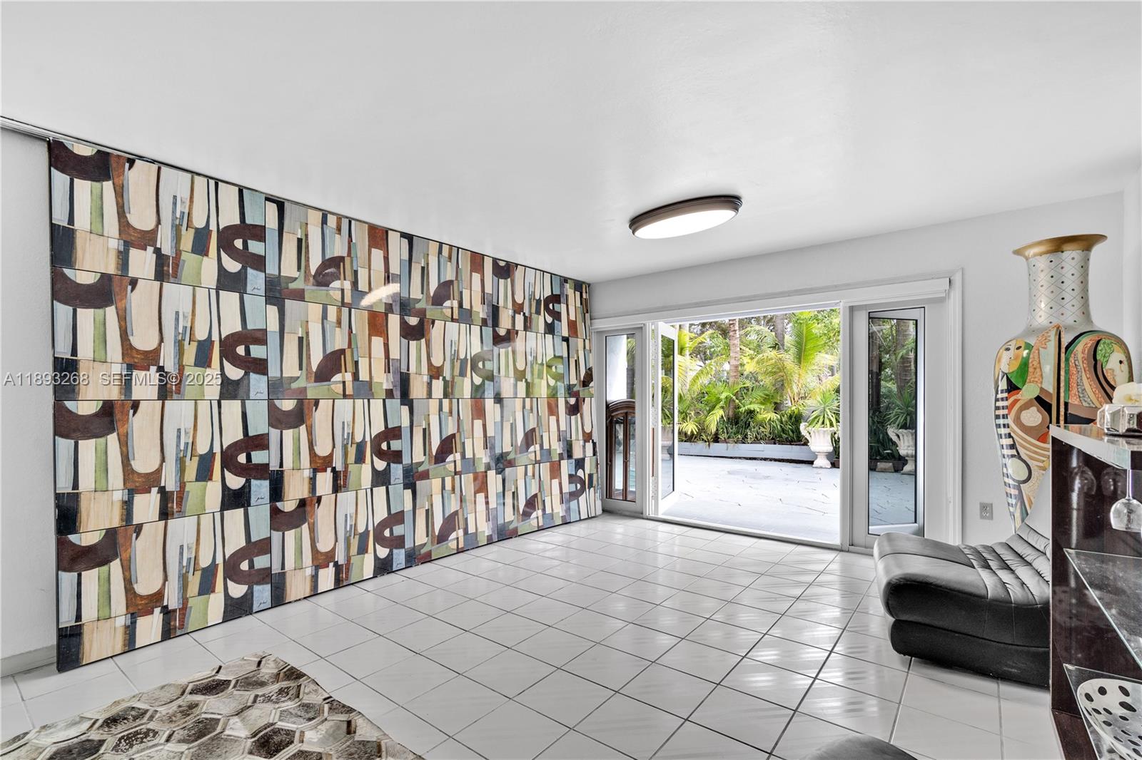 8909 Southwest 108th Circle Miami, FL 33176 - Photo 12 of 28 a very nice looking room with a large window