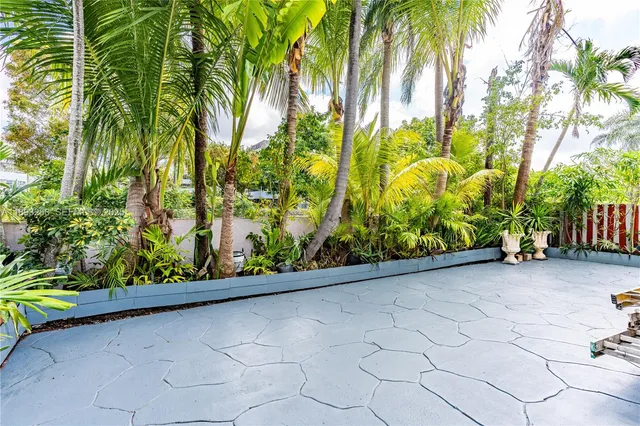 $4,500 | 8909 Southwest 108th Circle, Miami, FL 33176