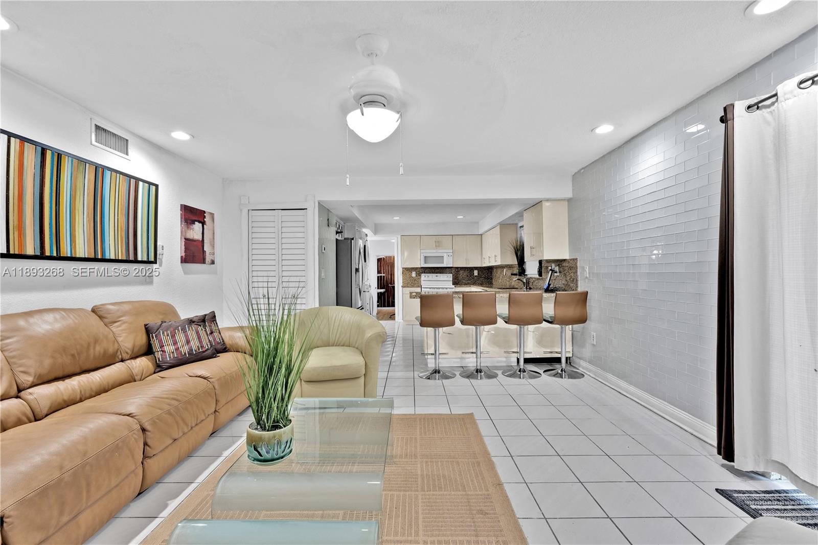 8909 Southwest 108th Circle Miami, FL 33176 - Photo 6 of 28 a living room with furniture