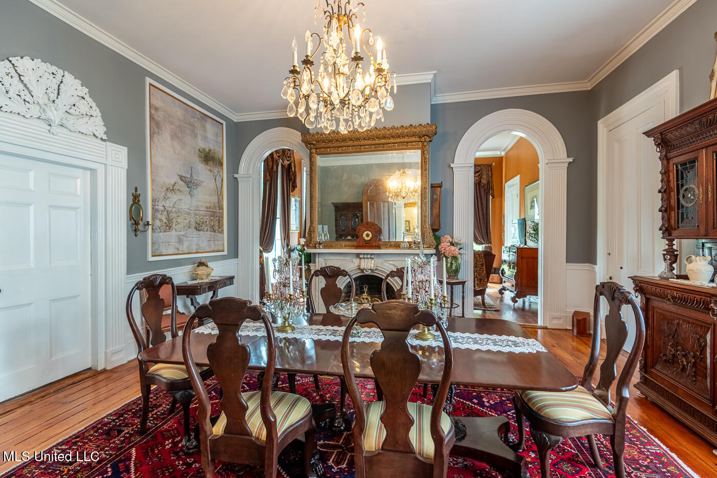 307 West Oak Street Natchez, MS 39120 - Photo 13 of 22 WigWam_LoResDining-23