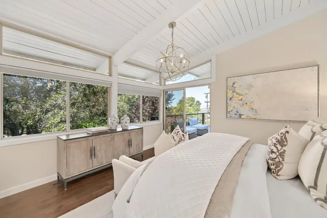 $4,488,000 | 60 Linaria Way, Portola Valley, CA 94028