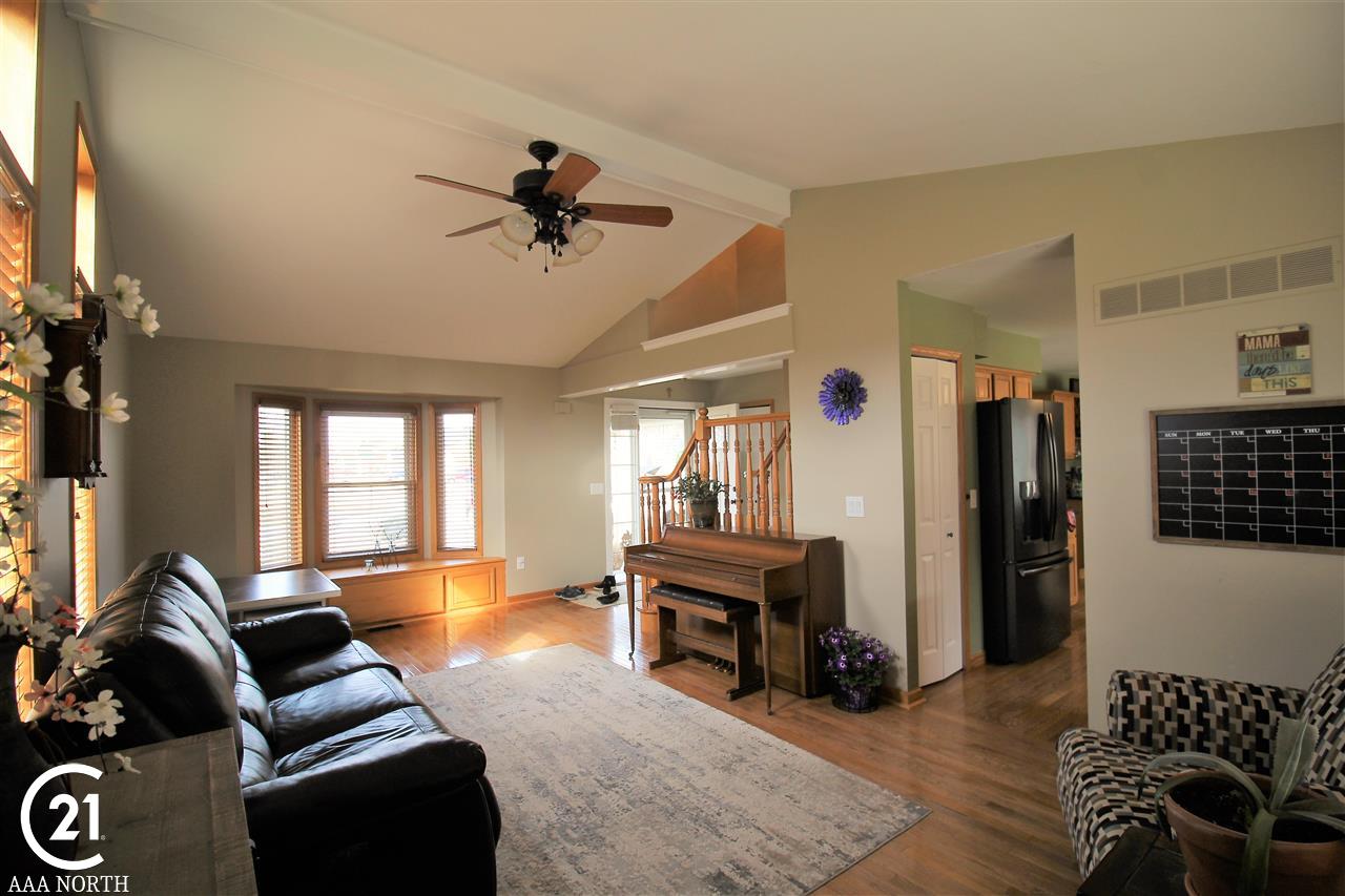 53102 Ridgewood Drive Chesterfield, MI 48051 - Photo 6 of 71