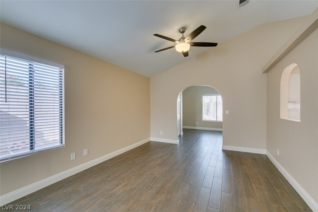 2712 Knightsbridge Road Henderson, NV 89074 - Photo 11 of 33 Gallery Image 11