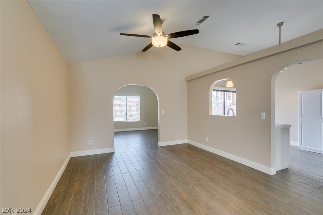 2712 Knightsbridge Road Henderson, NV 89074 - Photo 12 of 33 Gallery Image 12