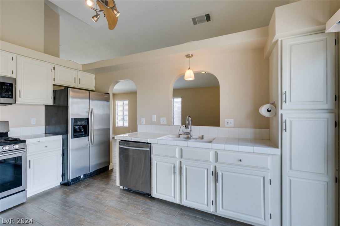 2712 Knightsbridge Road Henderson, NV 89074 - Photo 23 of 33 Gallery Image 23