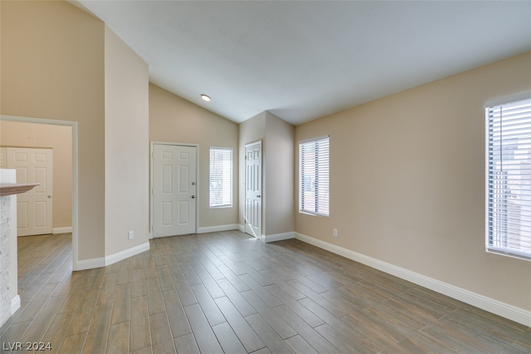 2712 Knightsbridge Road Henderson, NV 89074 - Photo 10 of 33 Gallery Image 10
