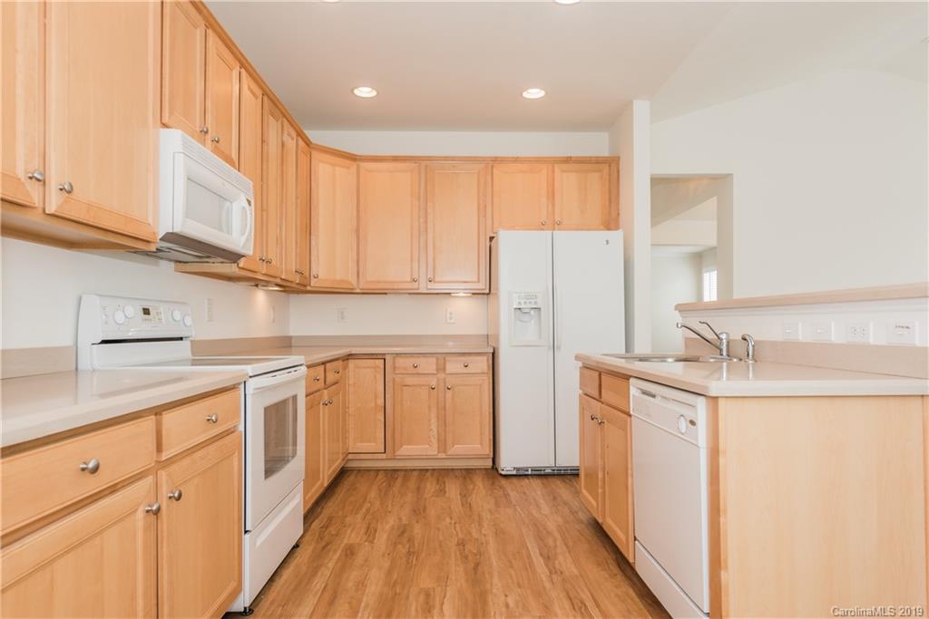 274 Garnet Court, Unit 516 Fort Mill, SC 29708 - Photo 13 of 28 Gallery Image 13