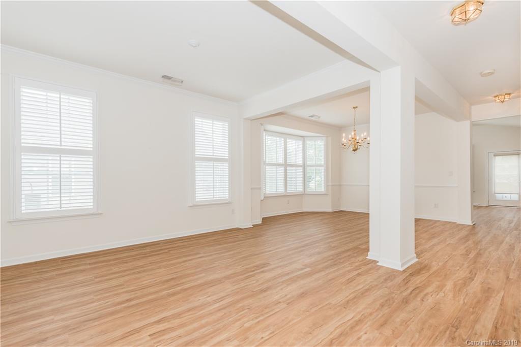 274 Garnet Court, Unit 516 Fort Mill, SC 29708 - Photo 3 of 28 Gallery Image 3