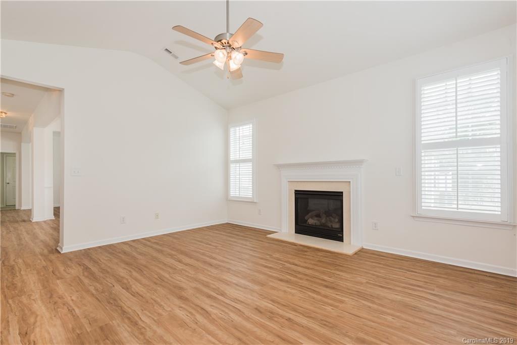 274 Garnet Court, Unit 516 Fort Mill, SC 29708 - Photo 10 of 28 Gallery Image 10