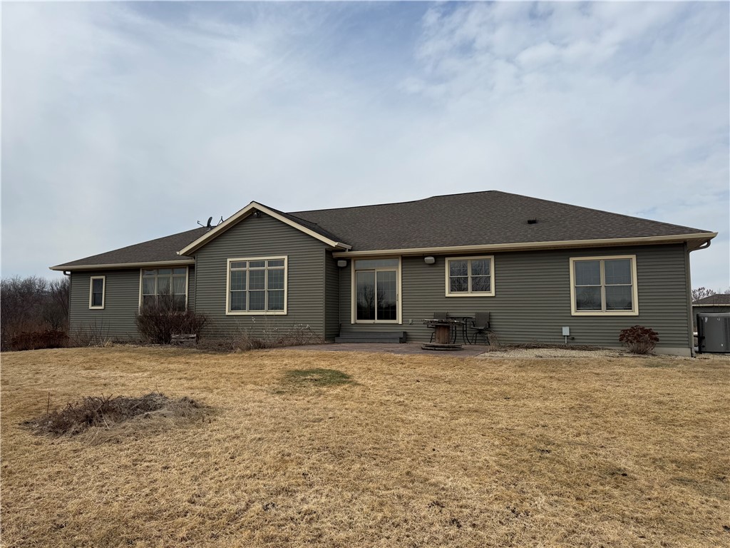 N28190 Brekke Ridge Road Blair, WI 54616 - Photo 4 of 60
