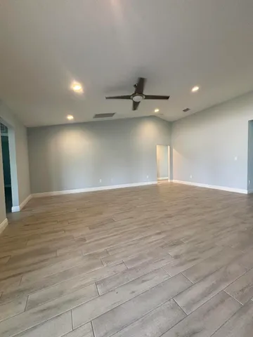 $3,500 | 2501 Southeast Mariposa Avenue, Port St. Lucie, FL 34952