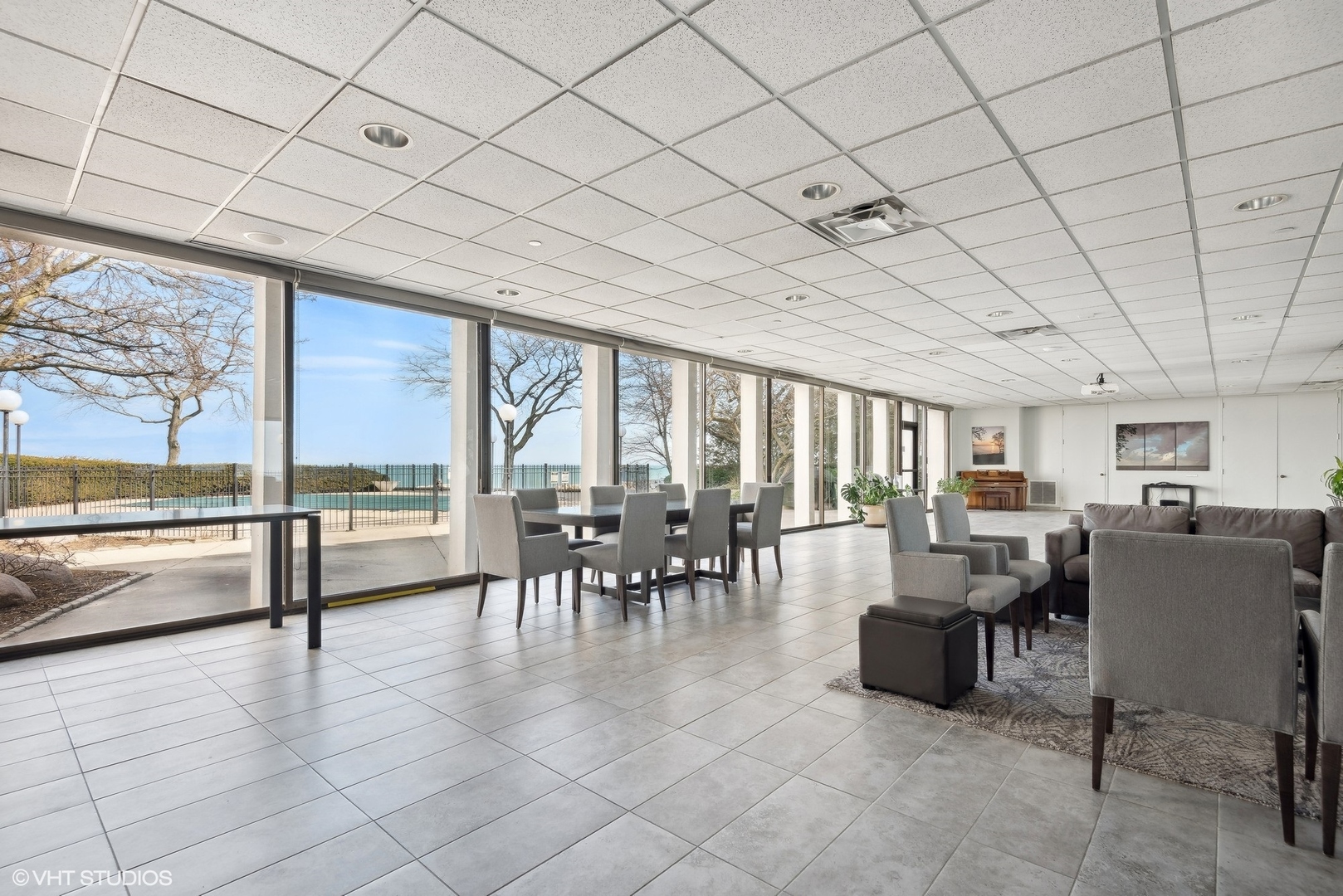 1500 Sheridan Road, Unit 3L Wilmette, IL 60091 - Photo 3 of 28 Gallery Image 3