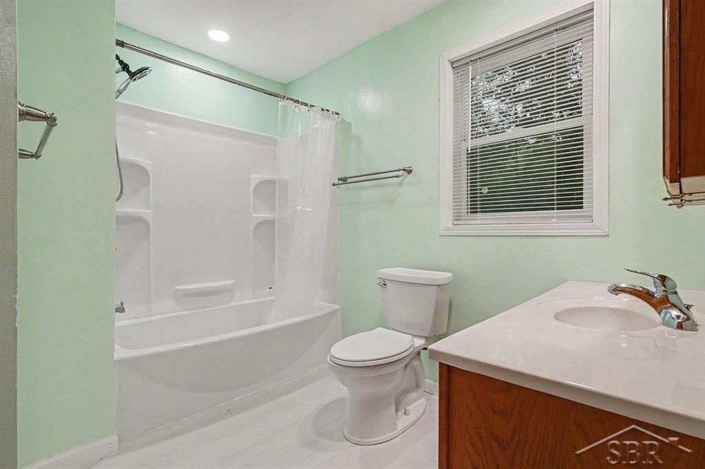 2626 Brady Road Lupton, MI 48635 - Photo 10 of 30