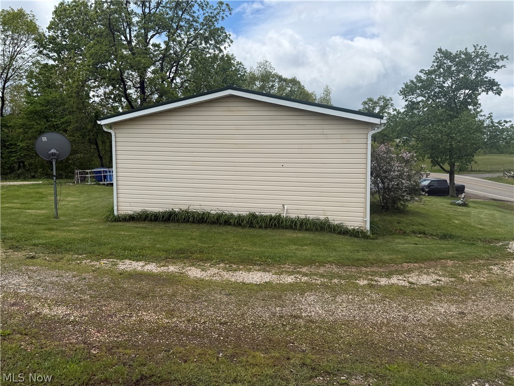 54552 Sarahsville Road Senecaville, OH 43780 - Photo 7 of 40