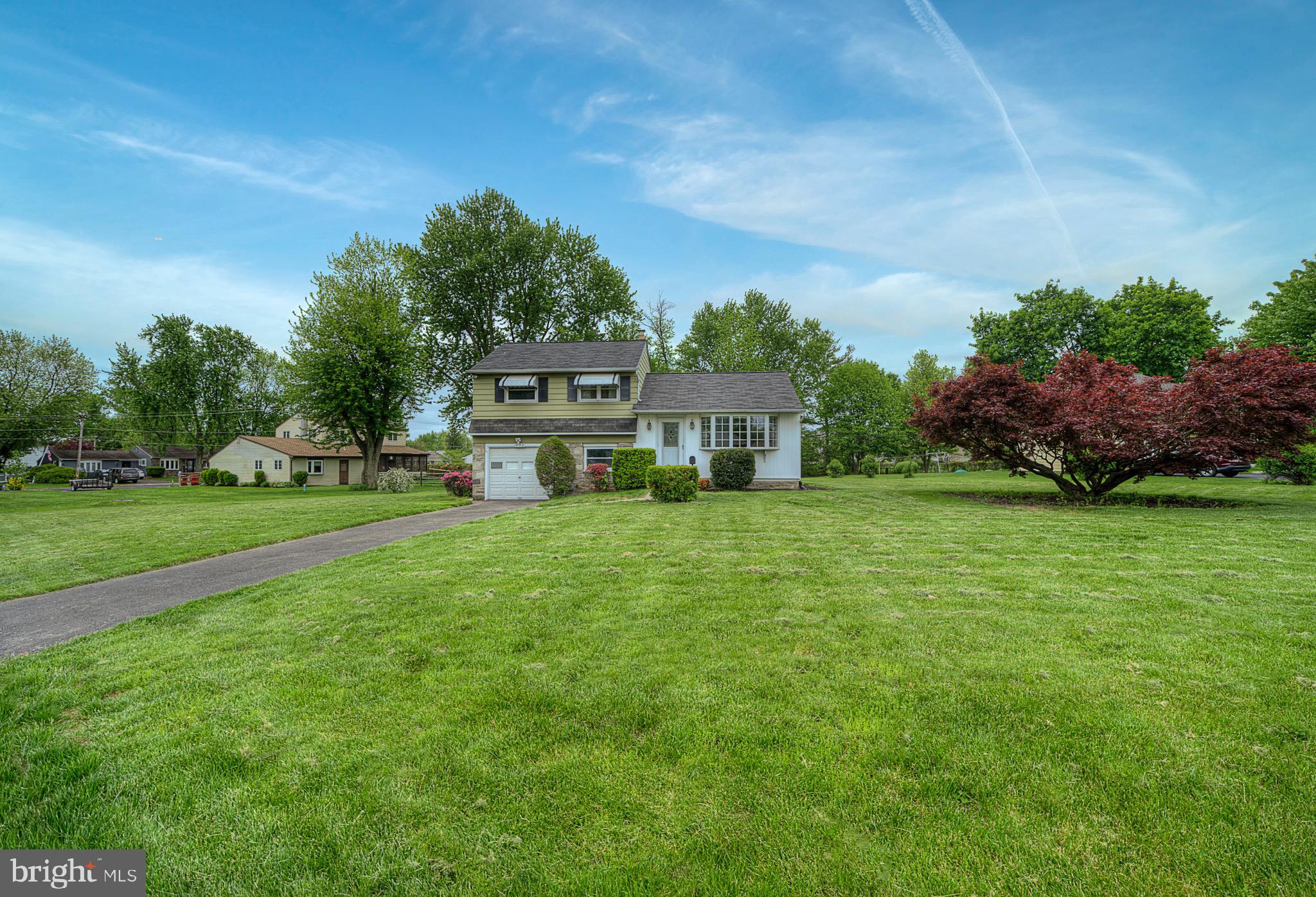 892 Dogwood Road Warminster, PA 18974 - Photo 1 of 30 Welcome home!
