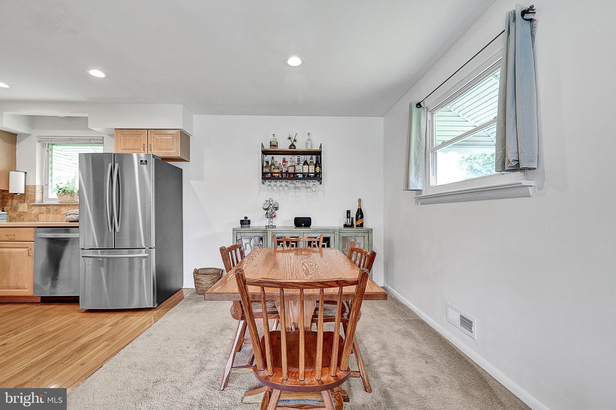 892 Dogwood Road Warminster, PA 18974 - Photo 13 of 30 Gallery Image 13