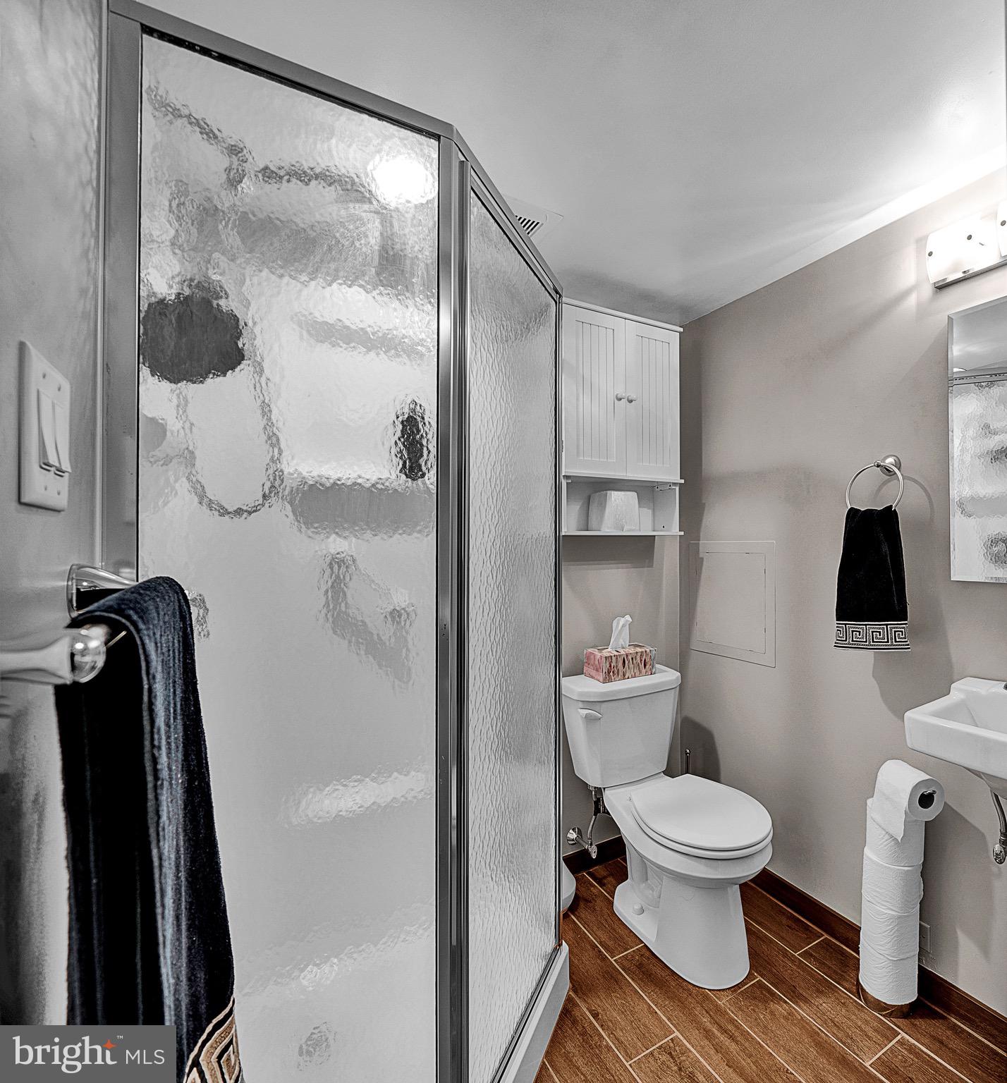 892 Dogwood Road Warminster, PA 18974 - Photo 23 of 30 lower level full bathroom