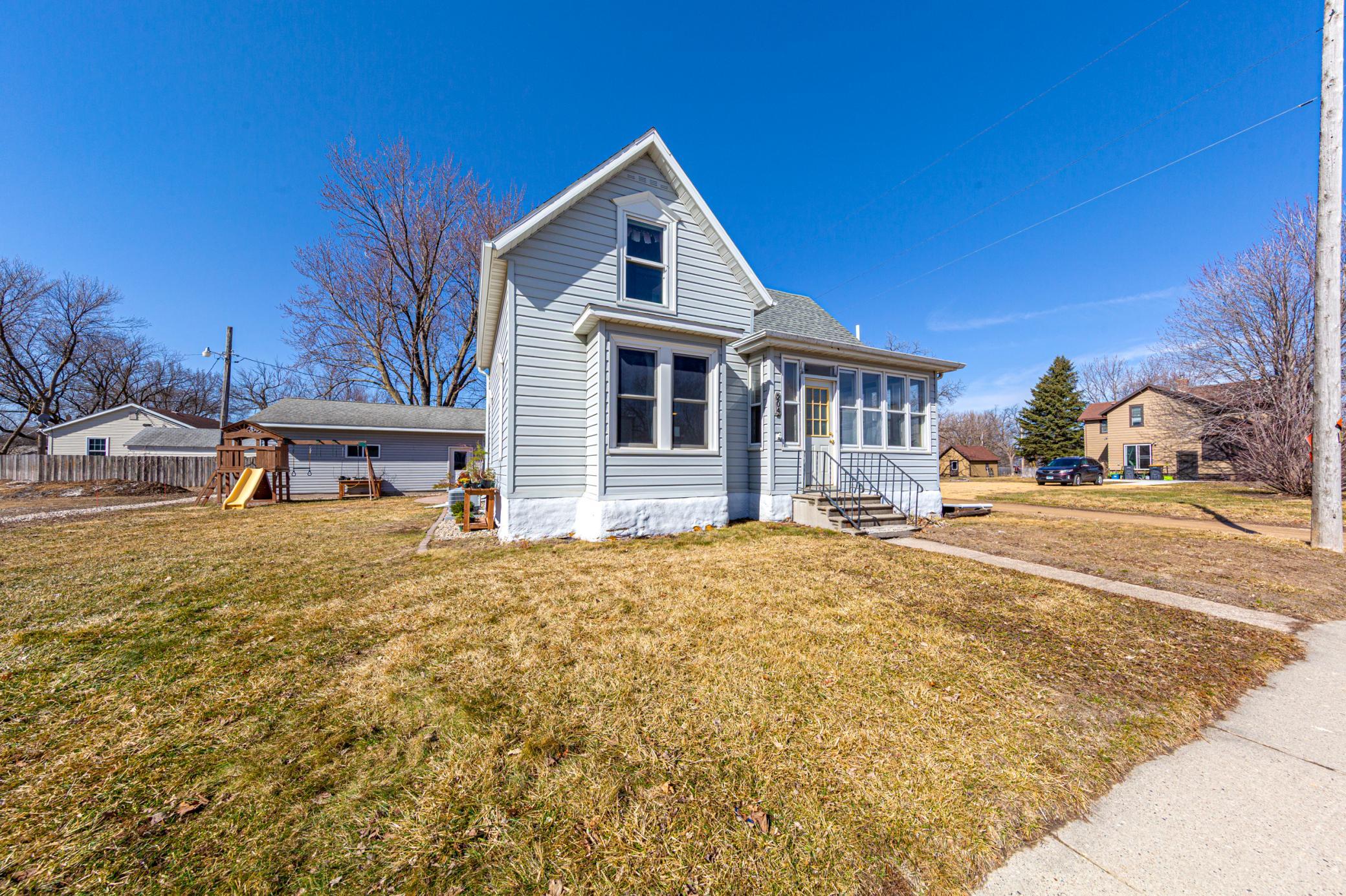 204 Central Avenue North Mapleton, MN 56065 - Photo 2 of 28