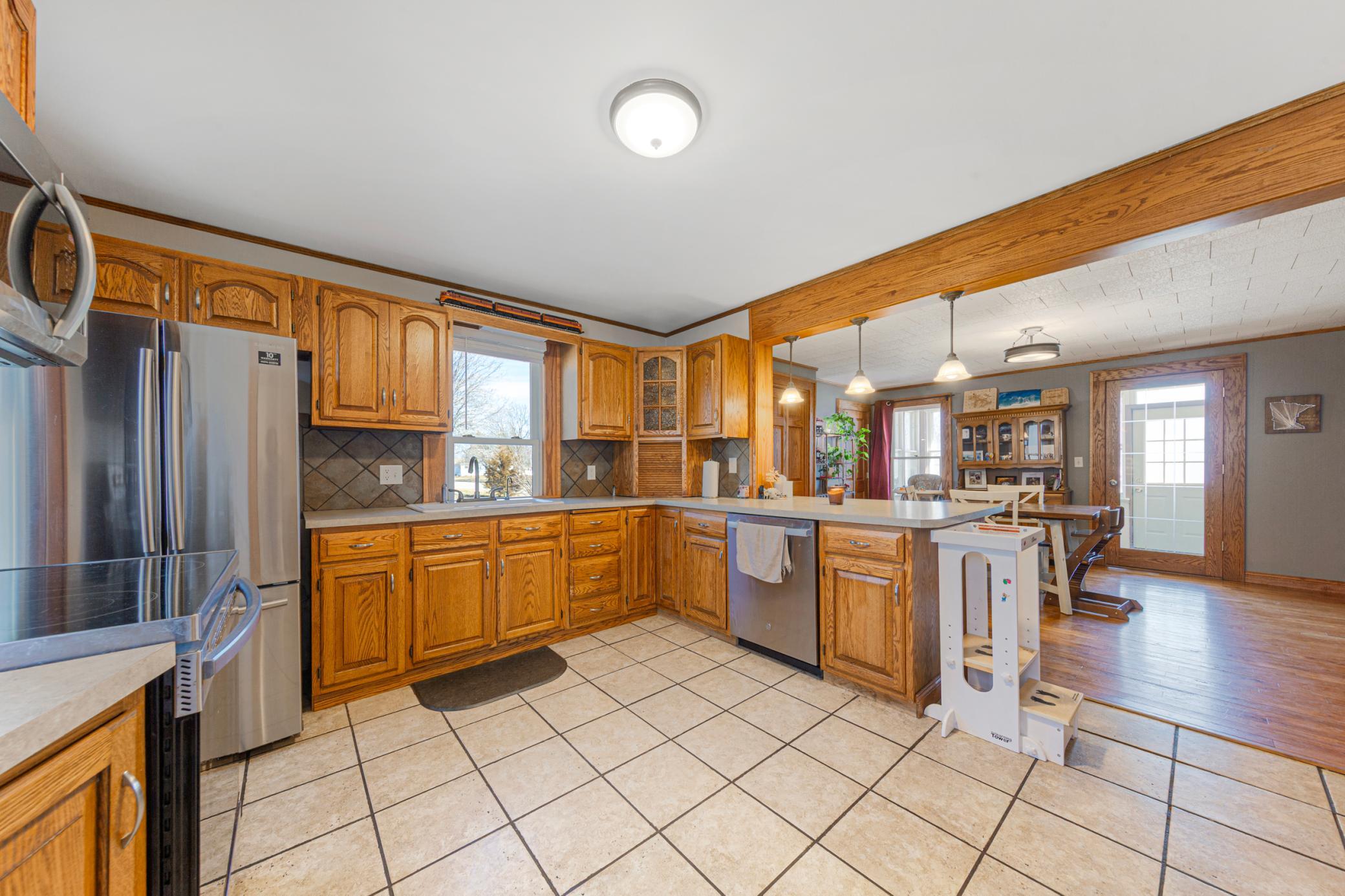 204 Central Avenue North Mapleton, MN 56065 - Photo 10 of 28