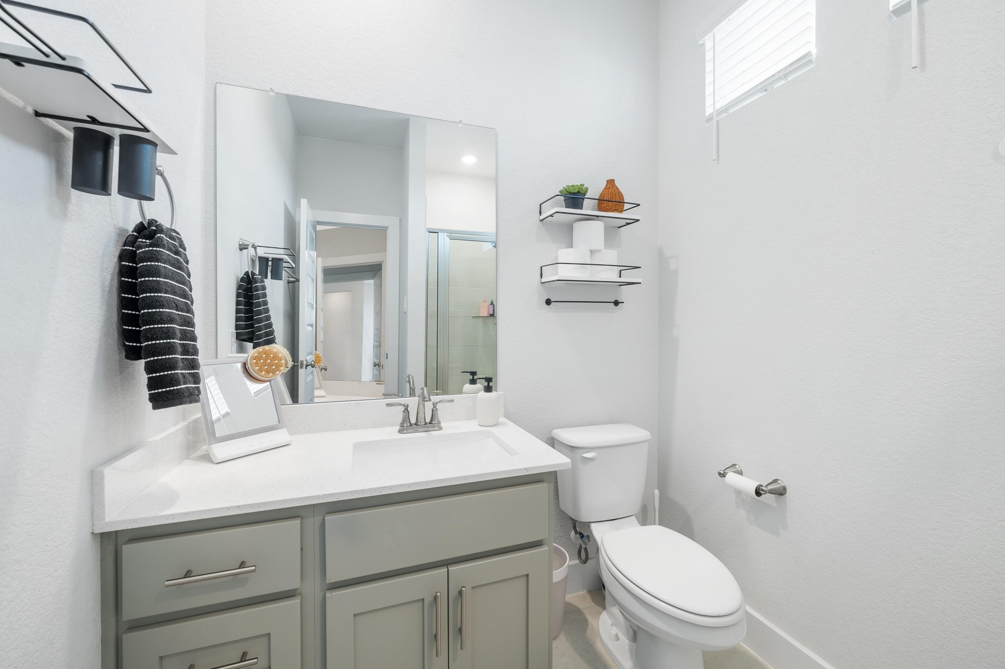 933 Donna Roland Court Leander, TX 78641 - Photo 21 of 40