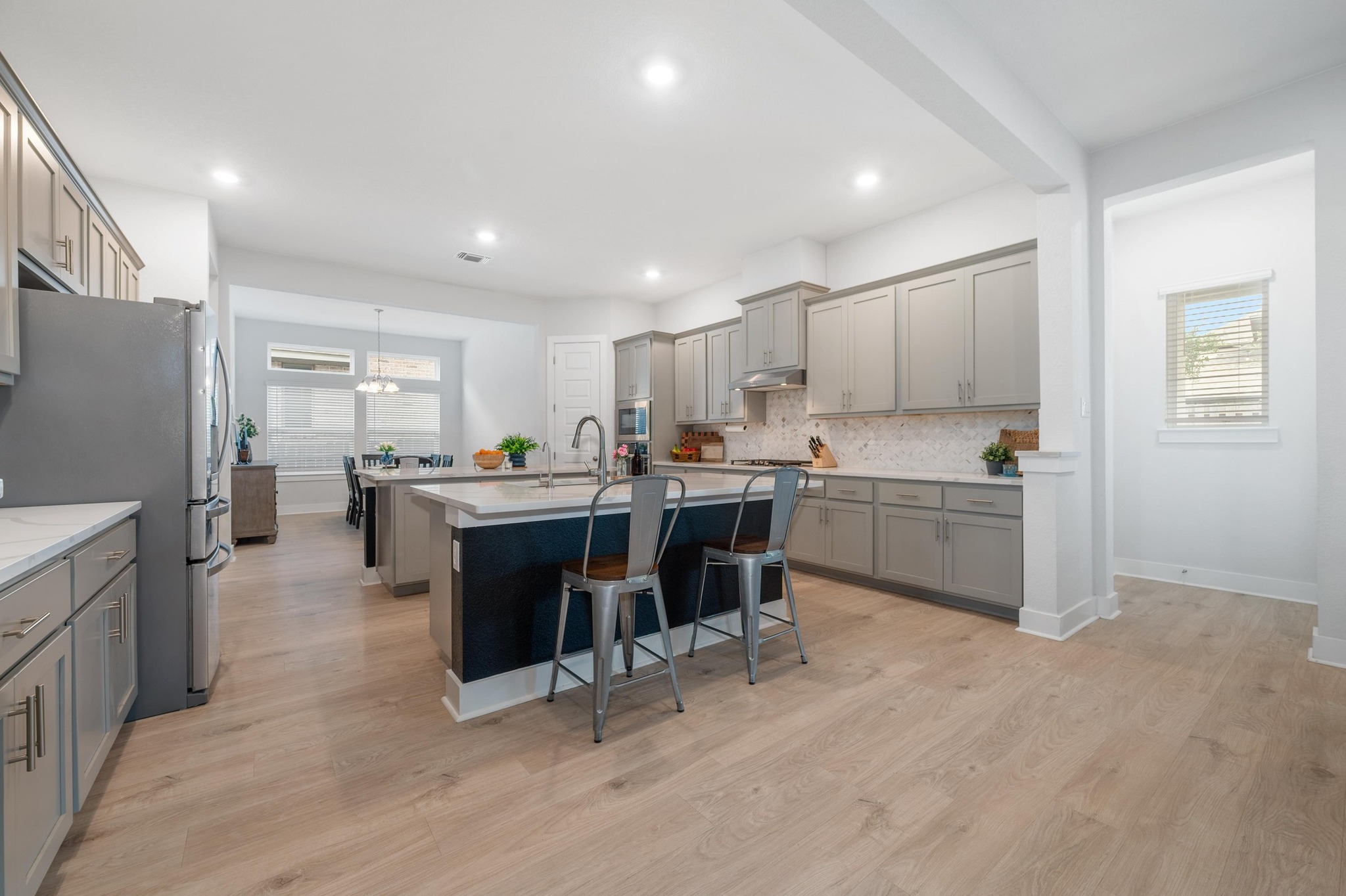 933 Donna Roland Court Leander, TX 78641 - Photo 6 of 40