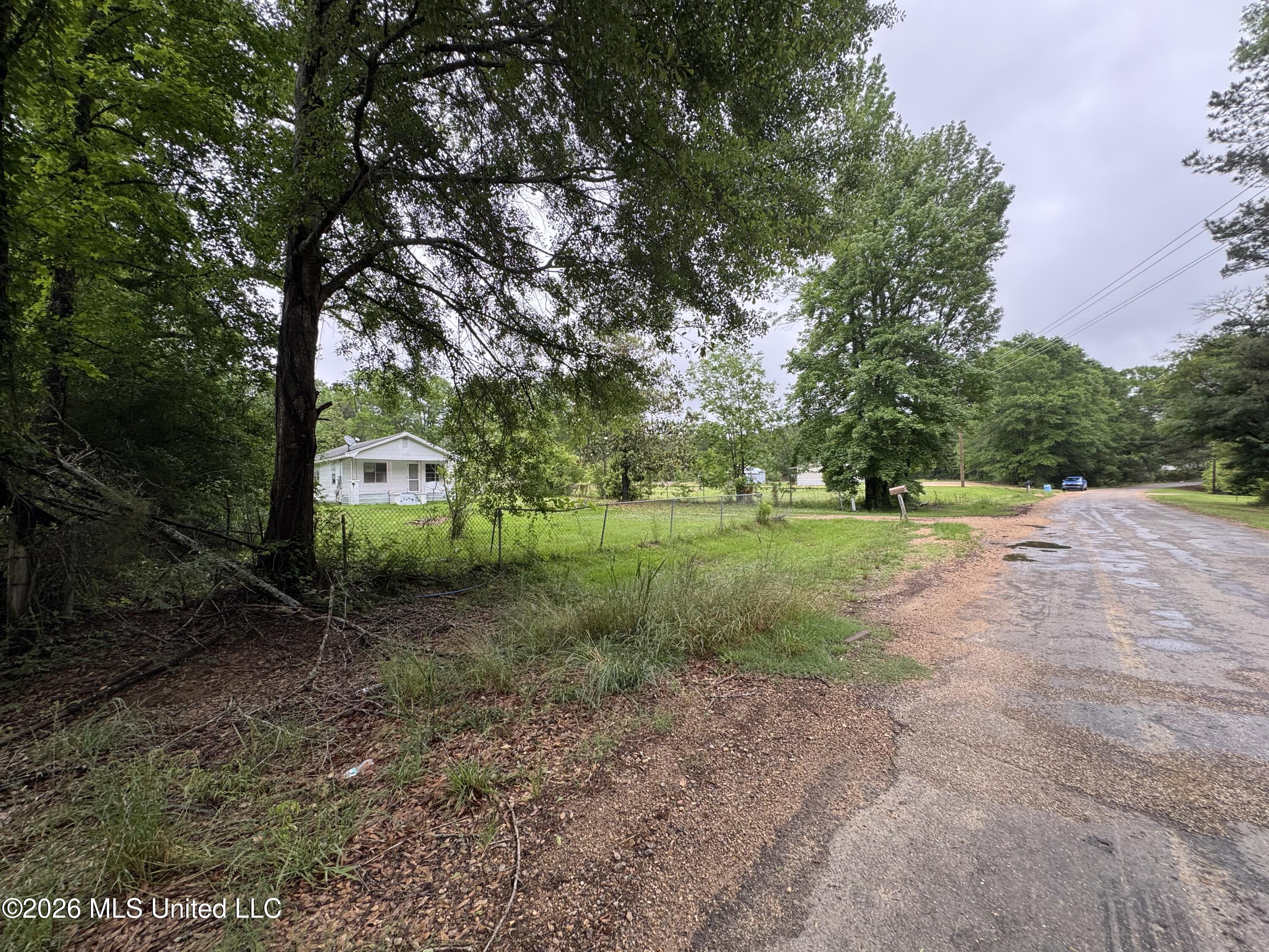1557 Ramsey Road Gloster, MS 39638 - Photo 11 of 19 IMG_1075